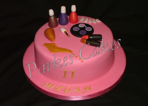 make up party birthday cake